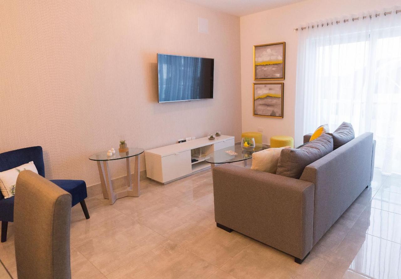 סנטיאגו דה לוס קבאלרוס Soha Suites II מראה חיצוני תמונה