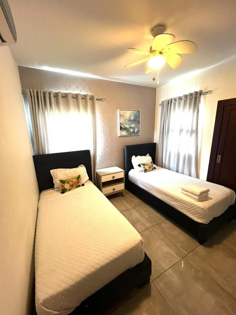 סנטיאגו דה לוס קבאלרוס Soha Suites II מראה חיצוני תמונה