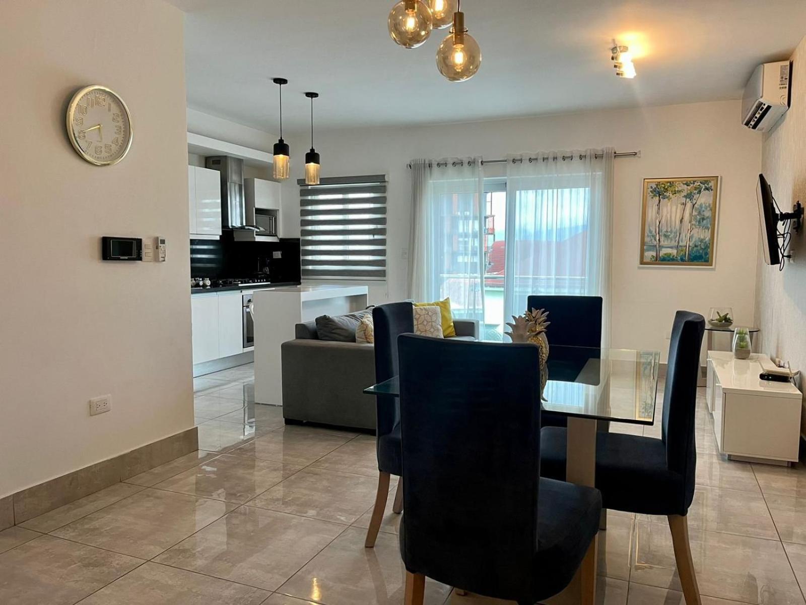 סנטיאגו דה לוס קבאלרוס Soha Suites II מראה חיצוני תמונה